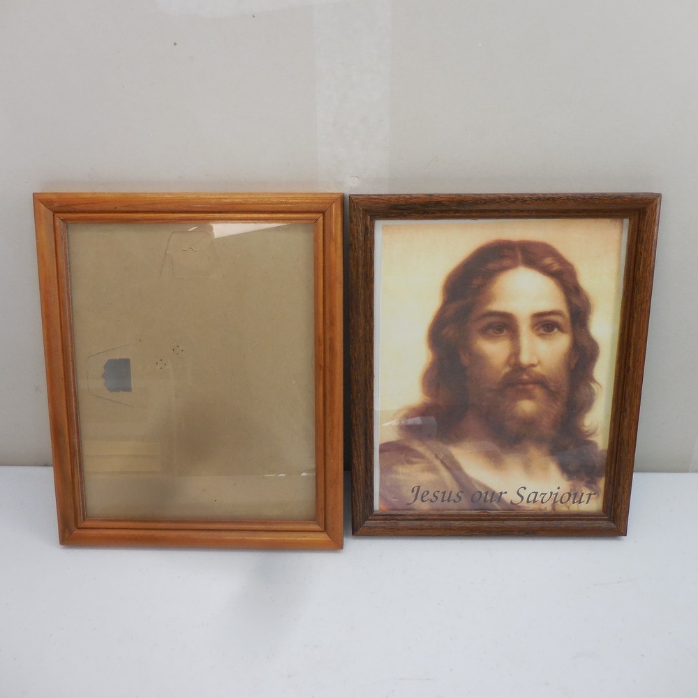 Vintage Wood Picture Frame Set‎ Jesus Our Saviour Religious Print 10x12 Brown